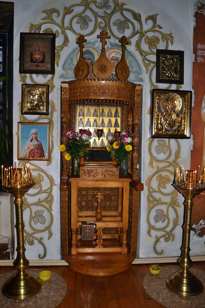 В храме святого пророка Иоанна Предтечи в Калуге постоянно пребывает частичка мощей святого преподобного Сергия Радонежского