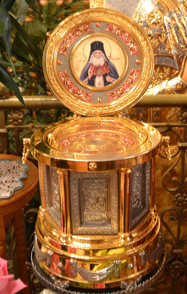 Святитель ЛУКА (Войно-Ясенецкий) — в храме находятся мощи и икона святого