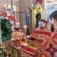 Ежегодно 24 мая в нашей стране отмечается День славянской письменности и культуры, и Православная Церковь празднует день равноапостольных Мефодия и Кирилла, учителей Словенских. Святые братья составили славянскую азбуку и перевели на славянский язык Евангелие, Апостол, Псалтирь и избранные службы, а также Ветхий Завет, Номоканон (Правила святых отцов) и святоотеческие книги (Патерик).  Своё тезоименитство в этот день празднует Святейший Патриарх Московский и всея Руси Кирилл, а также настоятель нашего храма игумен Мефодий.