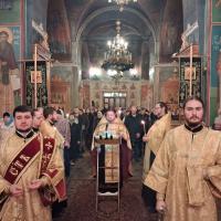 31 декабря, в храме святого пророка Иоанна Предтечи были совершены вечерня с пением акафиста Пресвятой Богородице пред иконой Ея 