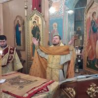 7 декабря, Неделя 26-я по Пятидесятнице, Церковь продолжает праздновать Введение во храм Пресвятой Владычицы нашей Богородицы и Приснодевы Марии и память святой великомученицы Екатерины, в храме святого пророка Иоанна Предтече собором духовенства были совершены воскресные богослужения. Всенощное бдение, совершенное накануне вечером, возглавил иерей Александр Беляев.