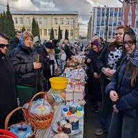Страстная неделя — шесть самых важных дней в году в жизни христианина. Каждый день — особая службы и особый смысл.  11 апреля в храме святого пророка Иоанна Предтечи были совершены богослужения Великой Субботы - часы, изобразительны и вечерня с литургией святителя Василия Великого, последование достаточно долгое, но очень торжественное, особенностью является прочтение пятнадцати паримий, содержащих пророчества о воскресении Христа.